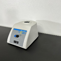 VWR Mini Vortexer image 1